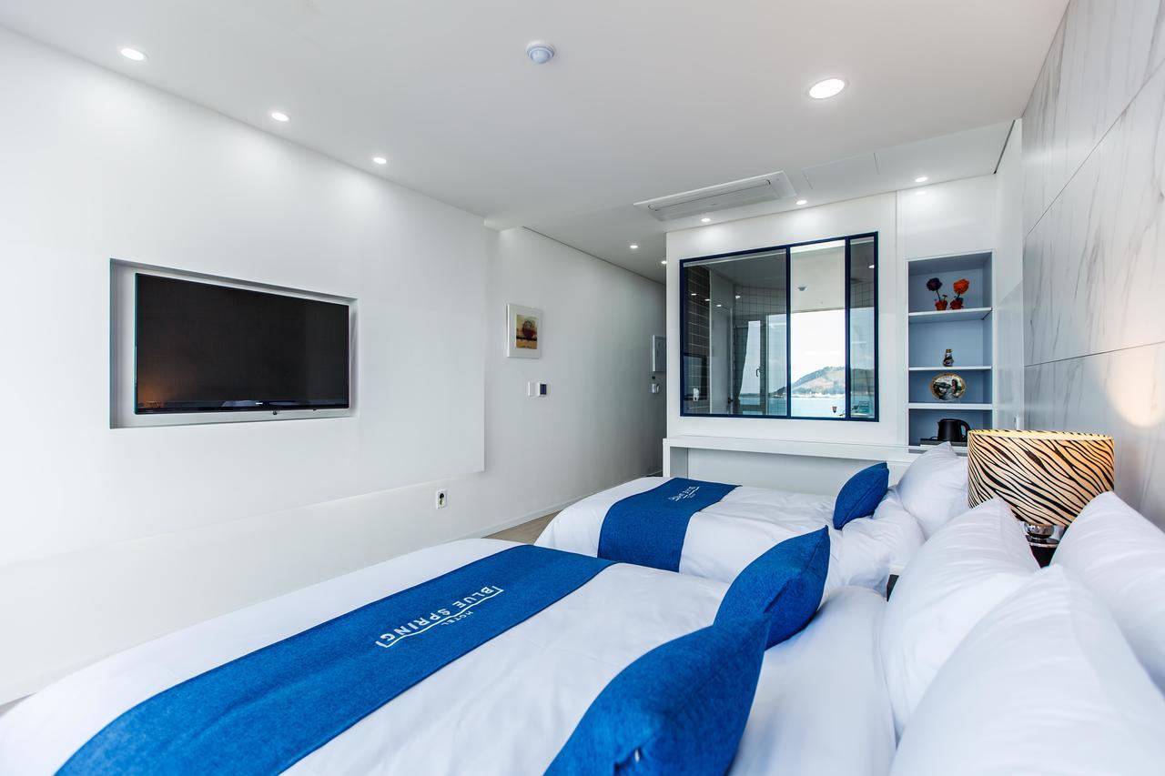 บลูสปริง บูทิก โฮเต็ล Hotel เมืองเชจู ภายนอก รูปภาพ