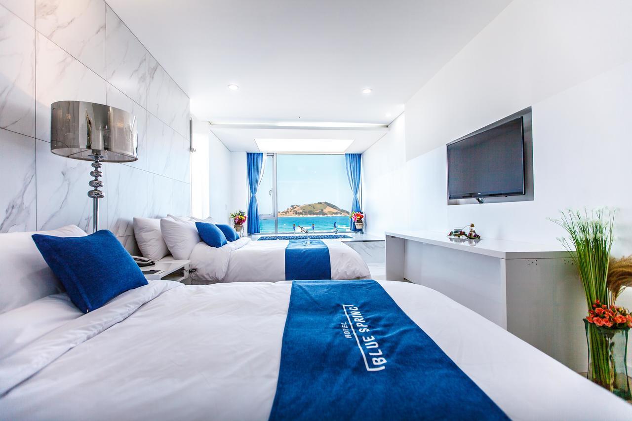 บลูสปริง บูทิก โฮเต็ล Hotel เมืองเชจู ภายนอก รูปภาพ